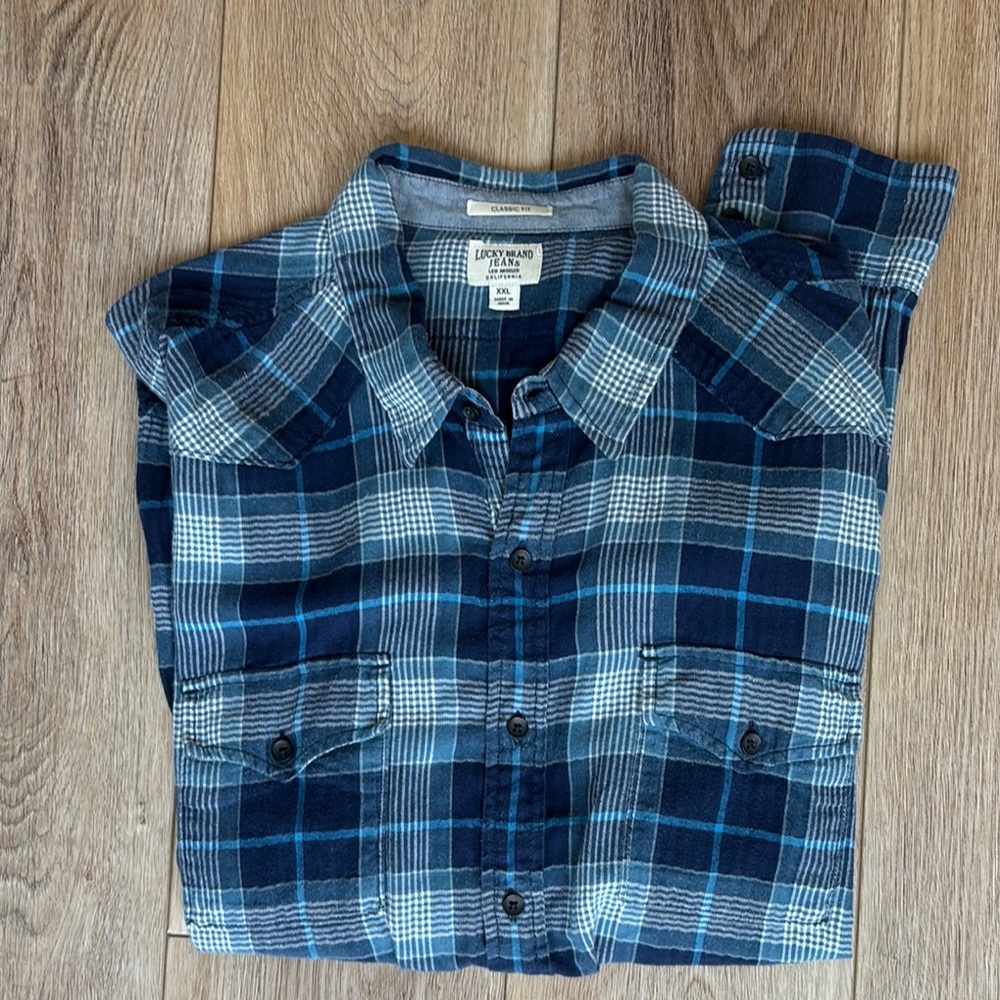 Lucky Brand Jeans Classic Button down shirt